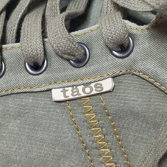 Taos Top Star Sneakers Washed Olive Green Sage Women’s Size 9.5 Distressed Style - Picture 8 of 9